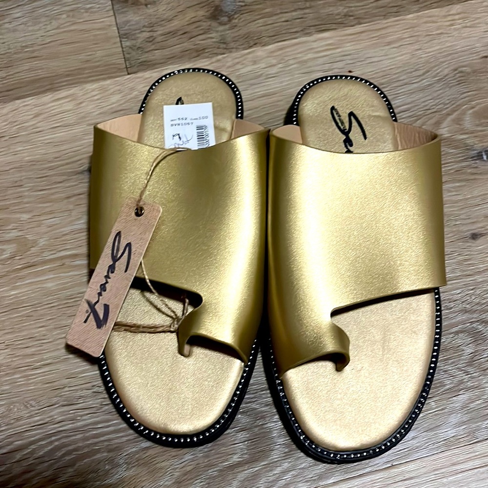 NWT seven7 sandals Germaine size 7/38
